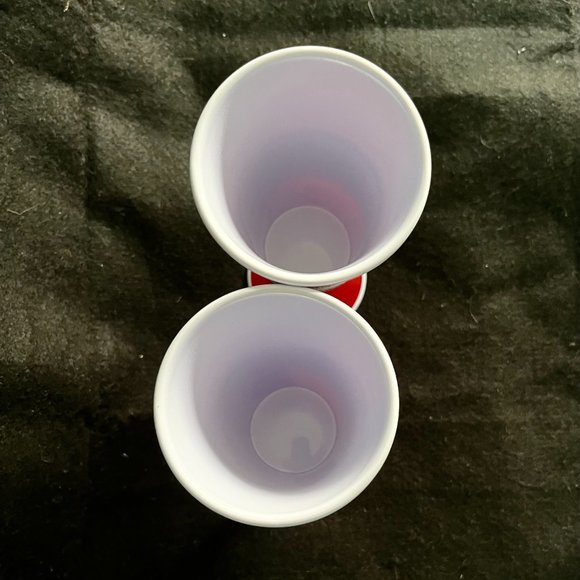 NWT 2 – ‘Red Cup Living’ Reuseable Red Plastic Wine Cup 14oz - Picture 5 of 8